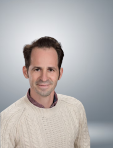 Jason Corral headshot